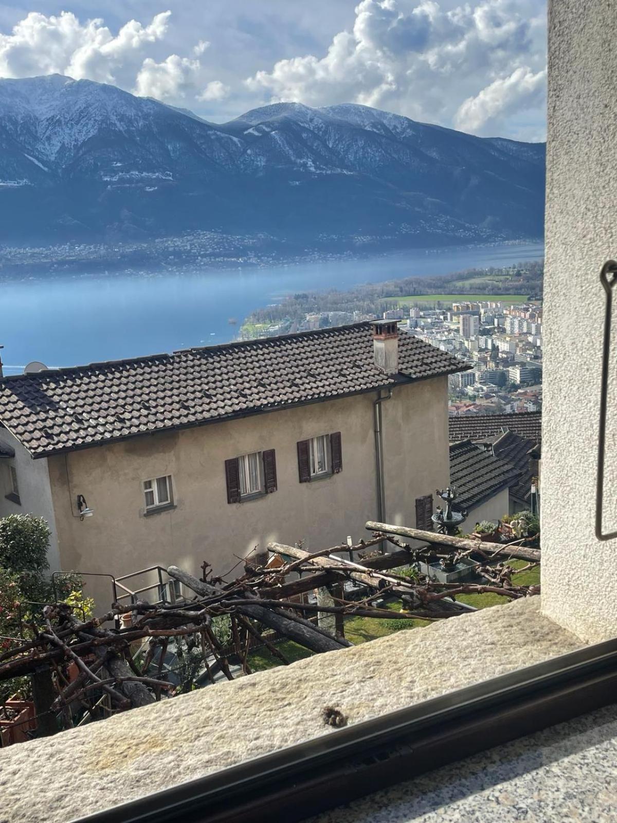 Panoramic Orselina Apartment Exterior photo